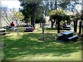 Picnic facilities at Mac Mac Pools